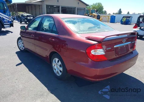 2003 Toyota Camry Le z USA, uszkodzony, nr VIN 4T1BE30K93U233865